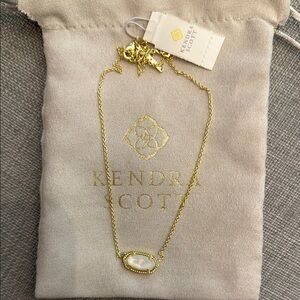 Kendra Scott Elisa Mother-of-Pearl Necklace